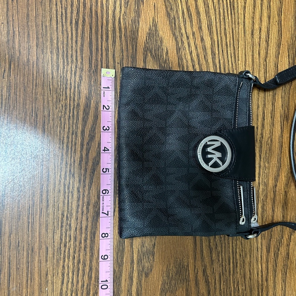 Michael Kors crossbody